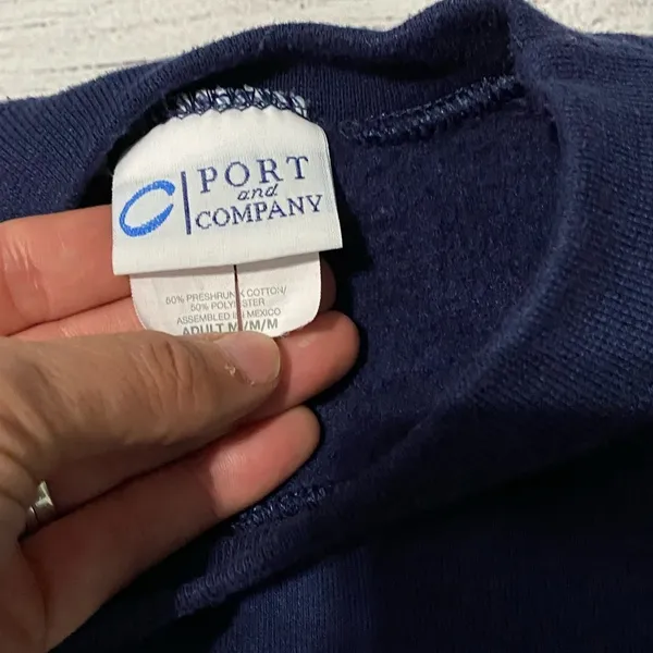 Proud to be an American sweater Size M - Image 4