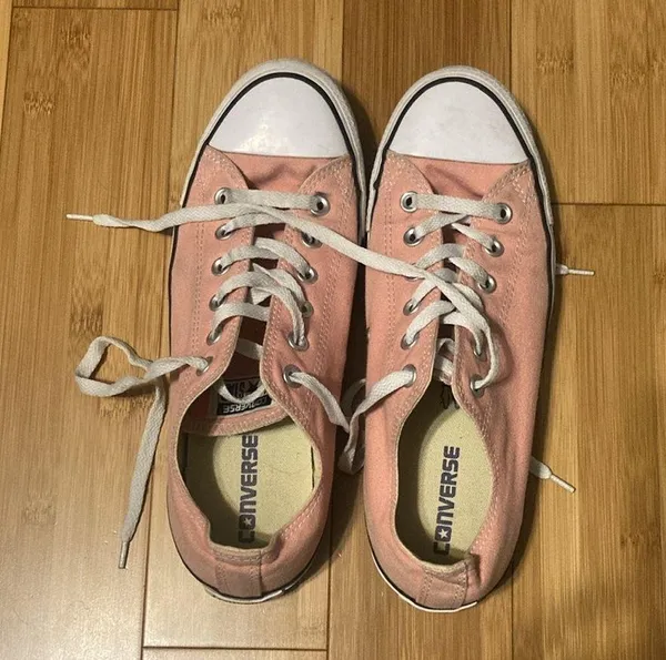 Converse All Star Women’s Size 10 & Men’s Size 8 Lace Up Sneakers Pink Color - Image 2