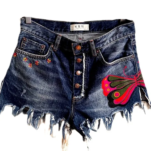 Free People Denim Butterfly Shorts Size 26‎ - Image 2