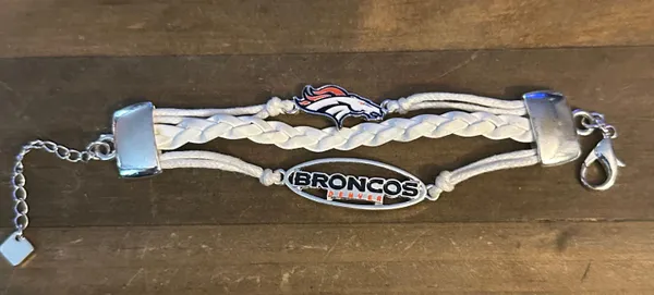 Denver Broncos Multi Strand Leather Bracelet White - Image 6