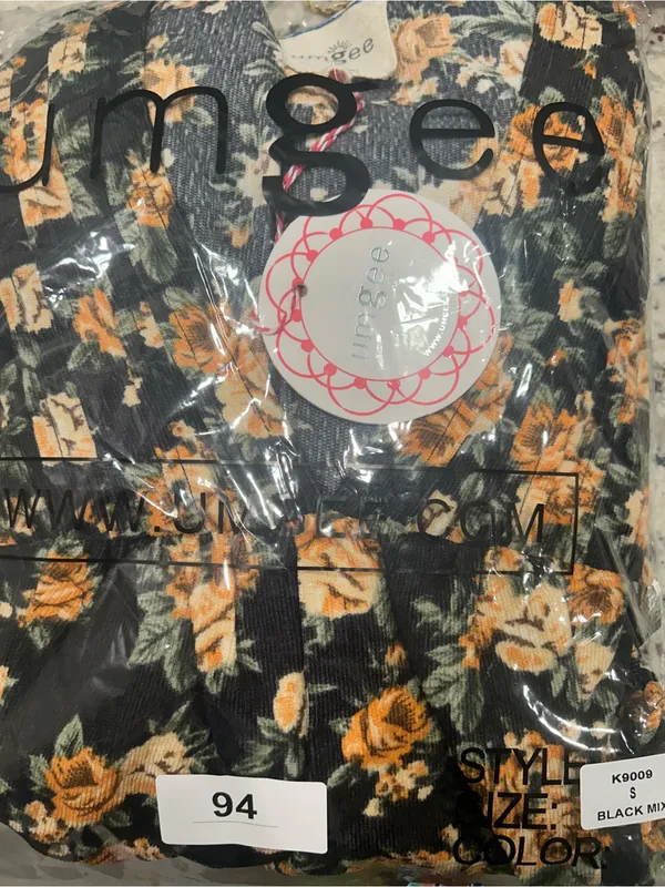 Floral V-Neck Ruffle Dress in Size Small - Image 4