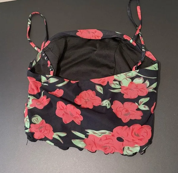 Lululemon Bennetts Top Black Floral - Image 9