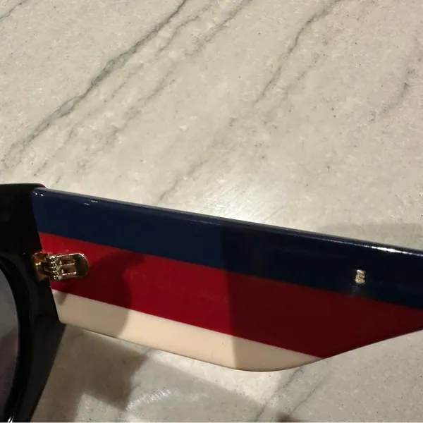 Gucci sunglasses. Thick cat eye frames - Image 7