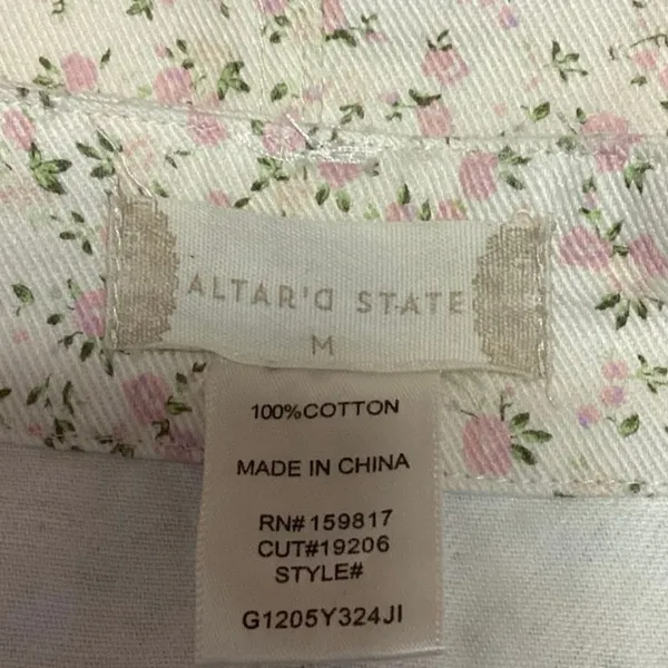 Altar'd State White Pink Floral Print Raw Hem Straight Pencil Mini Cargo Skirt M - Image 5