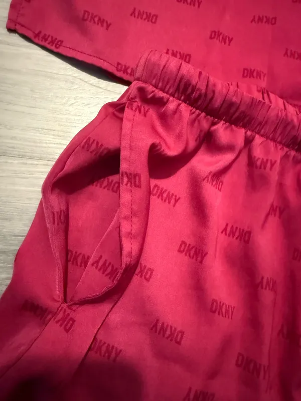 Women Small DKNY hot pink monogram-print short-sleeve pajama set - Image 4