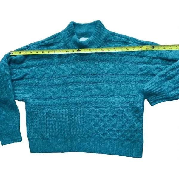 Abercrombie & Fitch Women's Green and Blue Jumper. Sz M - Image 2
