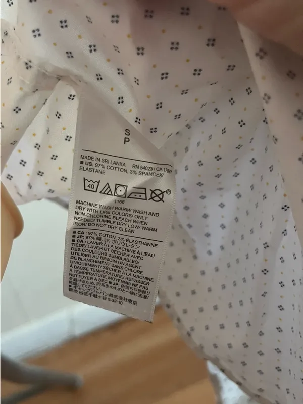 Banana Republic White Shirt with Navy Dot Print - Image 4