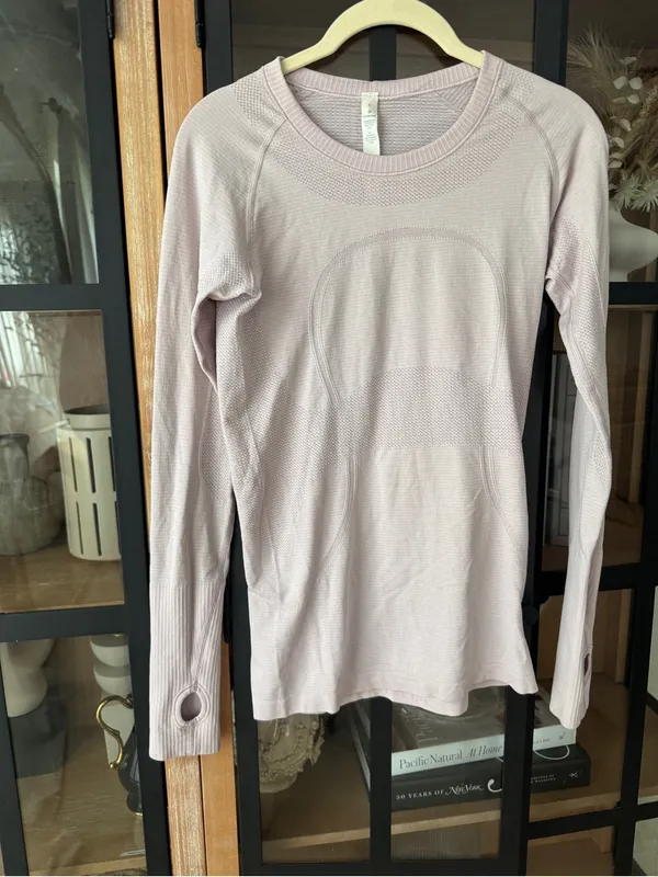 Lululemon Swiftly Tech Long Sleeve Crew tee thumb holes Smoky Blush porcelain - Image 6