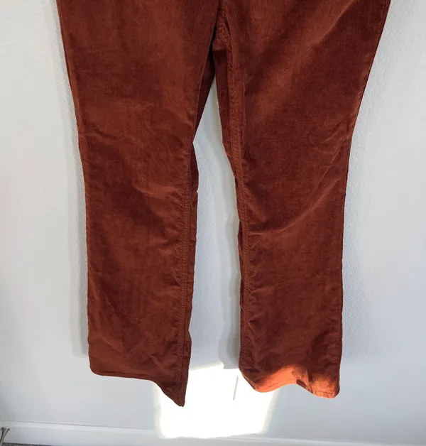 Old Navy Higher High Rise Flare Brown Corduroy Pants Size 4 NWT - Image 4
