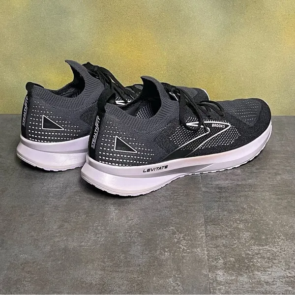 Brooks Levitate StealthFit 5 Women's Running Shoes Black Size 12B - Image 11