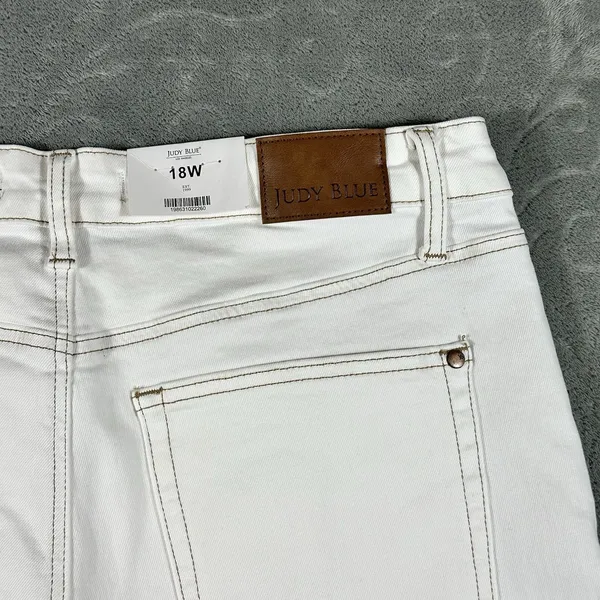 Judy Blue Jeans Womens 18W White High Rise Kick Flare Stretch Denim NWT Classy - Image 2