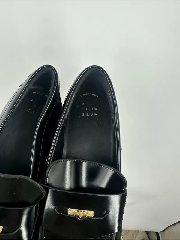 A New Day Black Loafers Woman's Size 7 Grunge Goth - Image 6