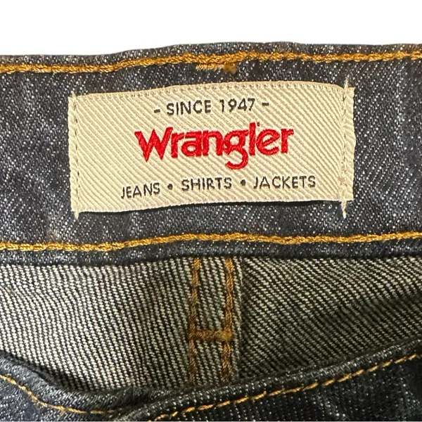 Wrangler Women’s NWT Flare/Bootcut Jeans Dark Wash Size 10 (30x32) Stretch - Image 6