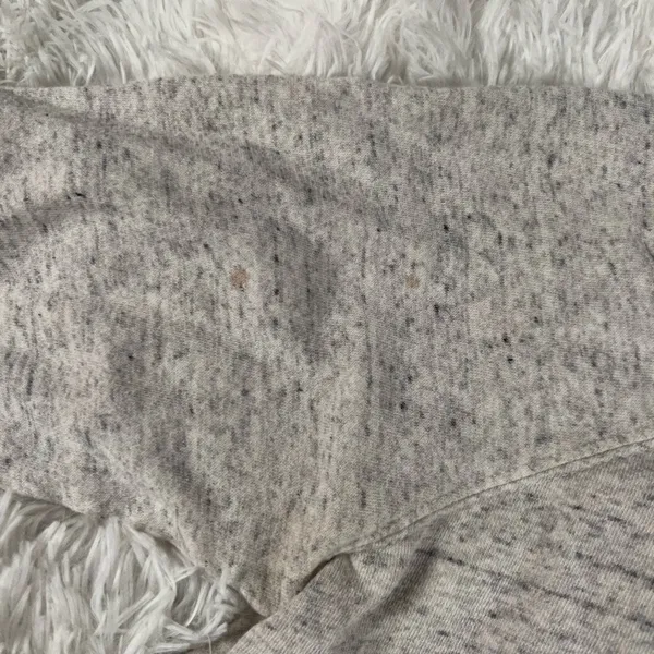 urban outfitters cropped sweater size medium - Image 3