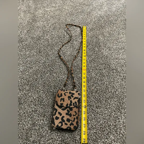 New Leopard Print Crossbody Bag Phone Wallet Travel Bag - Image 10