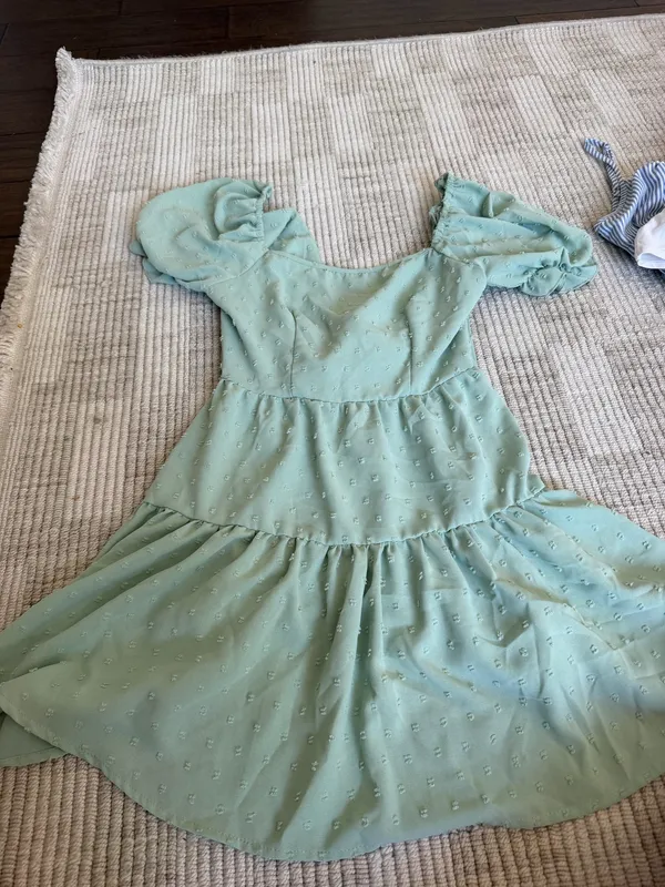 Sage green dress with open back that ties - Image 2