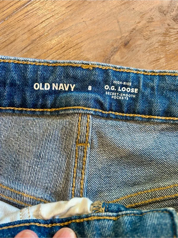 NWT-Old Navy High-Rise O.G Loose, size 8 - Image 3