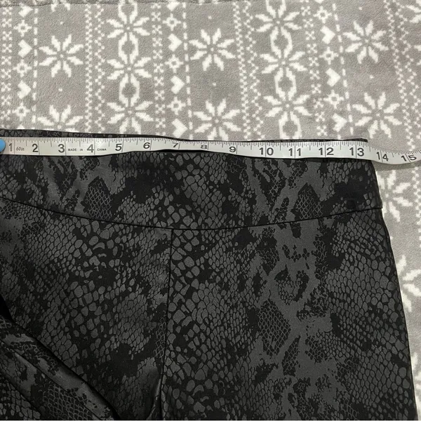New Tina Stephens Black‎ Snake Print Pull On Pants Size 2 Dressy Casual Office - Image 12