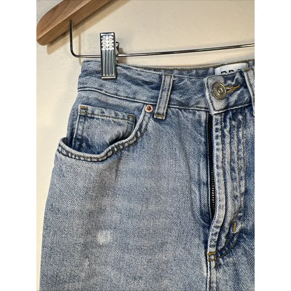 BDG Jeans Women 25 High Rise Mom Baggy distressed Denim Y2K Skater vintage - Image 2