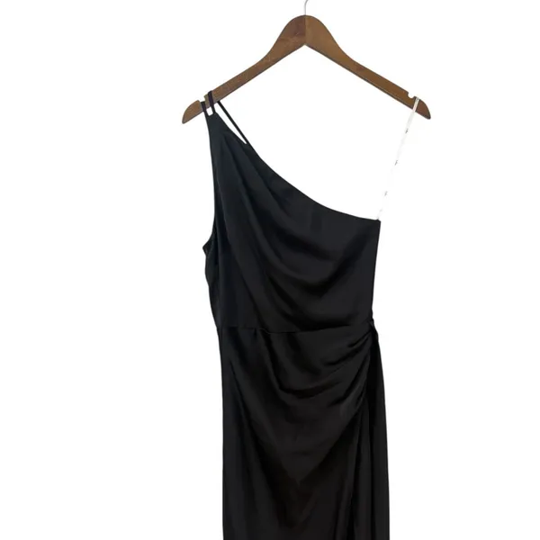 Lulus Dreaming of Elegance Black Satin One-Shoulder Maxi Dress size Small NWT - Image 6