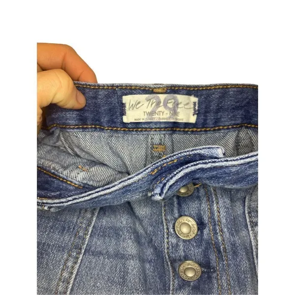 We the‎ Free button up high rise distressed hem shorts size 29 - Image 3