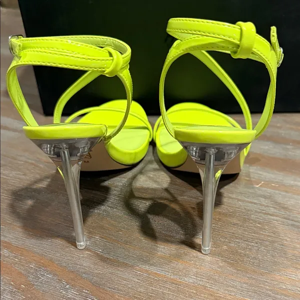 New AAJ‎ by Adminah Neon Green Strappy Stiletto Sandals – Size 7 - Image 8