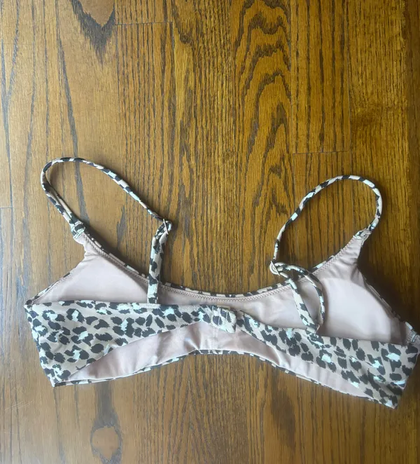 Aerie Leopard Print Bikini Top M - Image 3
