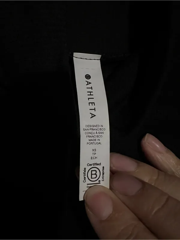 Athleta Take The‎ Heat Black Performance Turtleneck Athletic Top - Image 4