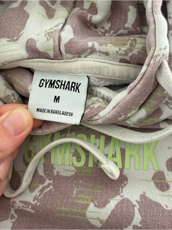 Gymshark purple camo hoodie size women’s medium - Image 3