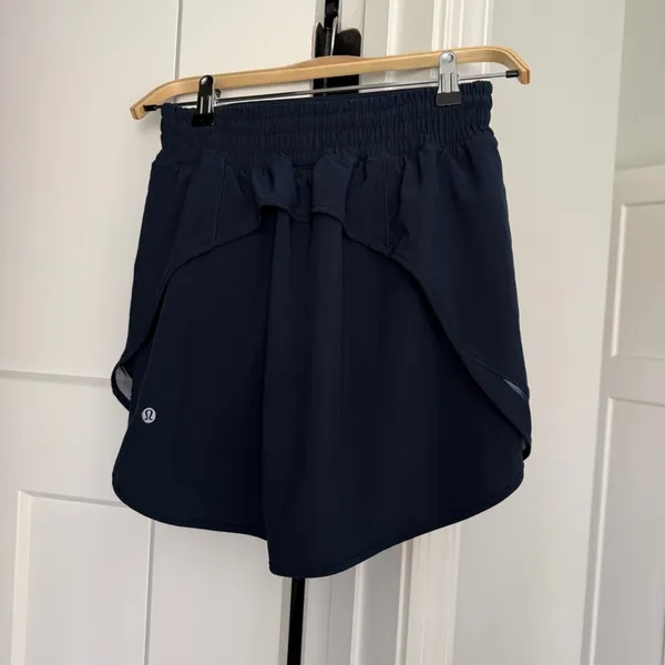 Lululemon Navy Blue Hotty Hot‎ High-Rise Skirt - Image 6