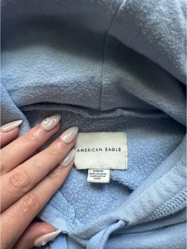 American Eagle Cropped Hoodie - Image 2