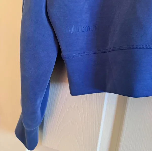Lululemon Softstreme Cropped Crew - Image 3