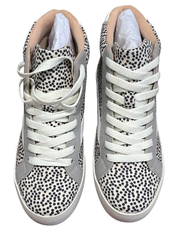 Journee Collection Size 6 Animal Print High Top Sneakers NWOT - Image 2