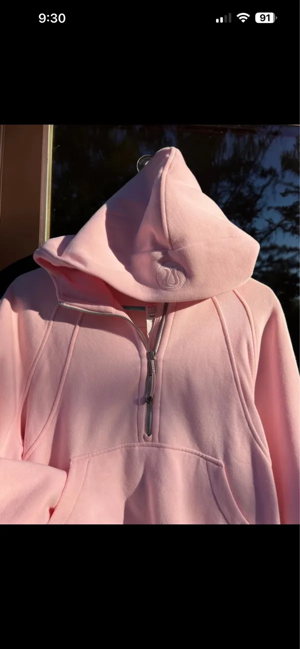 Lululemon strawberry milkshake scuba half zip size XS/S - Image 3