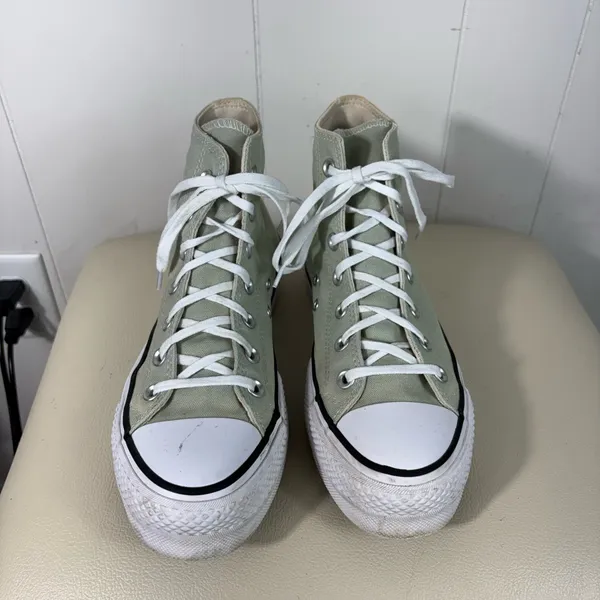 Converse Women's Light Green High Top Lace Up Canvas Sneakers 7.5 Casual Summer - Image 4