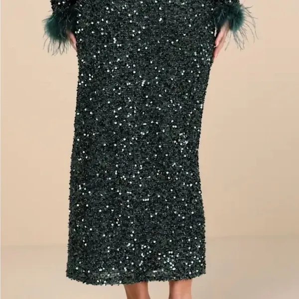 Lulu's Glittering Sequin green Midi Skirt size large - Image 4