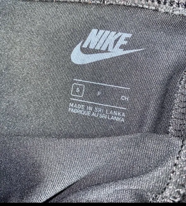 Nike shorts - Image 3