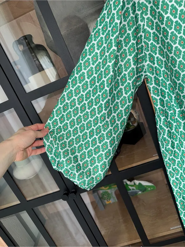 Amazon block print kelly green maxi dress midi puff sleeve tiered ruffle - Image 6