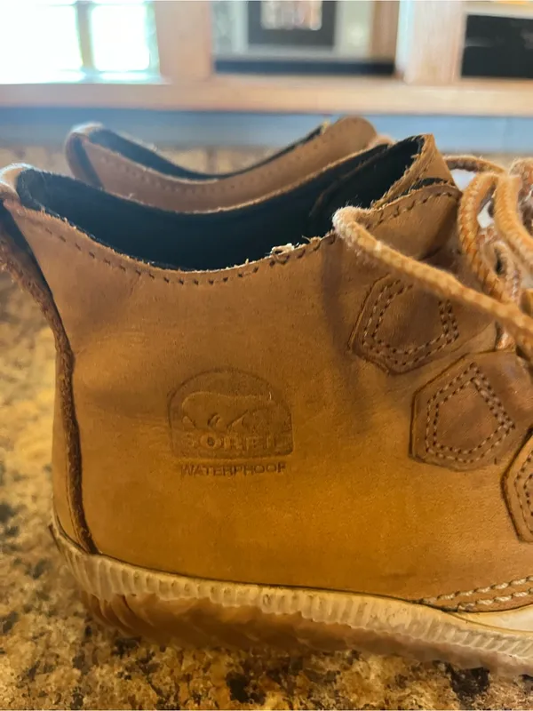 Sorel‎ Leather Lace-Up Casual Boots - Brown & Tan - Image 2