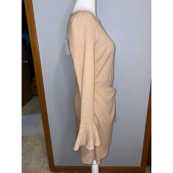Hello Molly You for Me Beige Waffle Knit‎ Wrap Mini Dress Bell Sleeve US 6/M NEW - Image 9