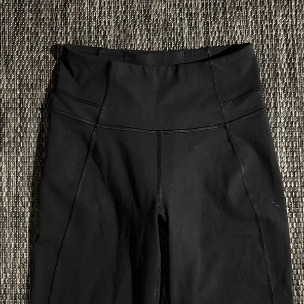 Lululemon Groove Pant Flare *Full-On Luxtreme 31” Legging Size 4 - Image 3