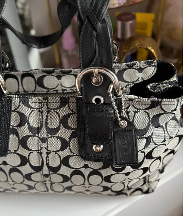 Coach Black  Grey Shoulder Bag Signature - Image 3