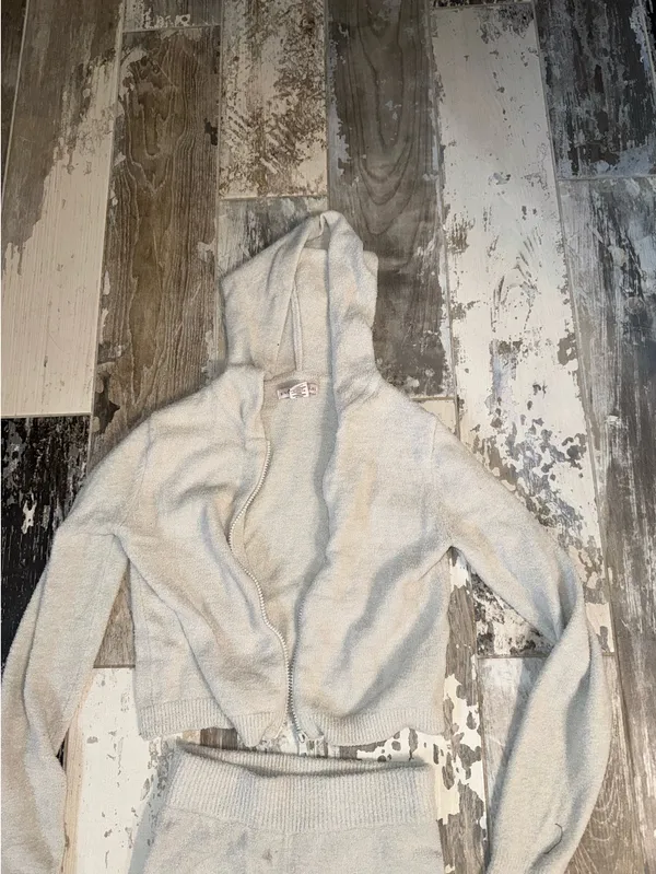 Sincerely Jules Set Gray - Image 3