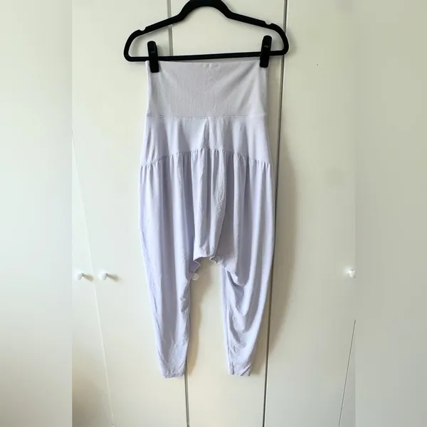 Free People Movement Featherweight Harem Pants - Lilac - XS - Image 3