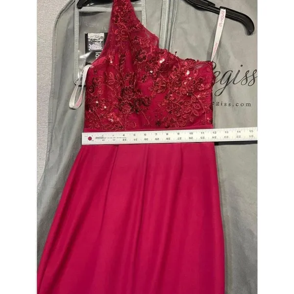 Size 0 pageant/prom/evening/bridesmade dress. Wore 1 time.Comes with garment bag - Image 6