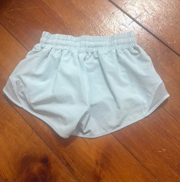 Powder Blue Lululemon Hotty Hot Shorts 2.5" - Image 3