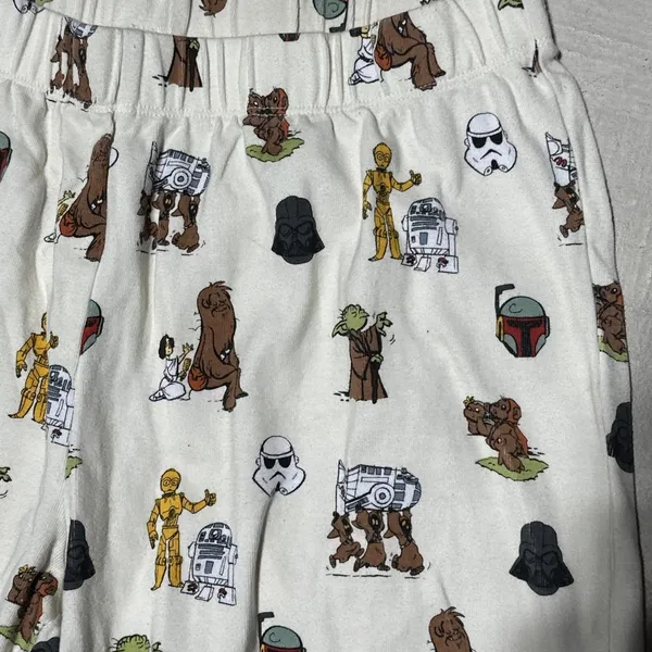 Disney Pajama Bottoms Men's SZ M AOP Star Wars Loungewear Pants Yoda Chewy - Image 3