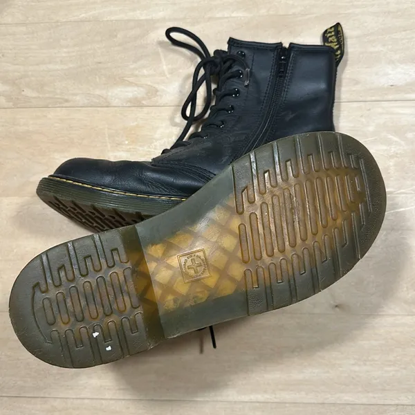 Dr. Martens 1460 8-Eye Sz 6 - Image 5