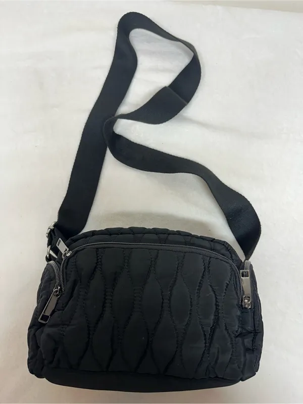 Quilted Black Crossbody Bag - Everyday Lightweight Shoulder Bag - Image 2