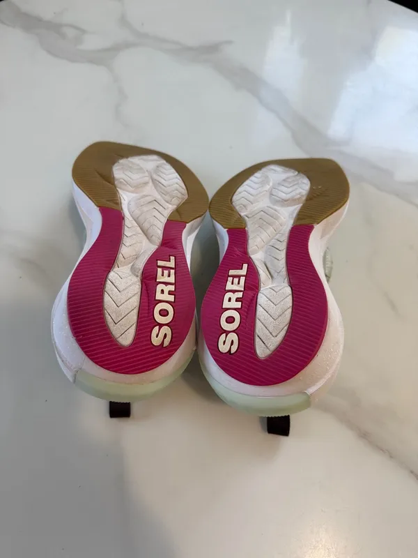 Sorel explorer Defy low mint Knit Lace-Up Women's Sneakers with Pink Accents - Image 6